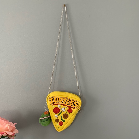 Loot Crate TMNT Pizza Purse - Picture 1 of 4